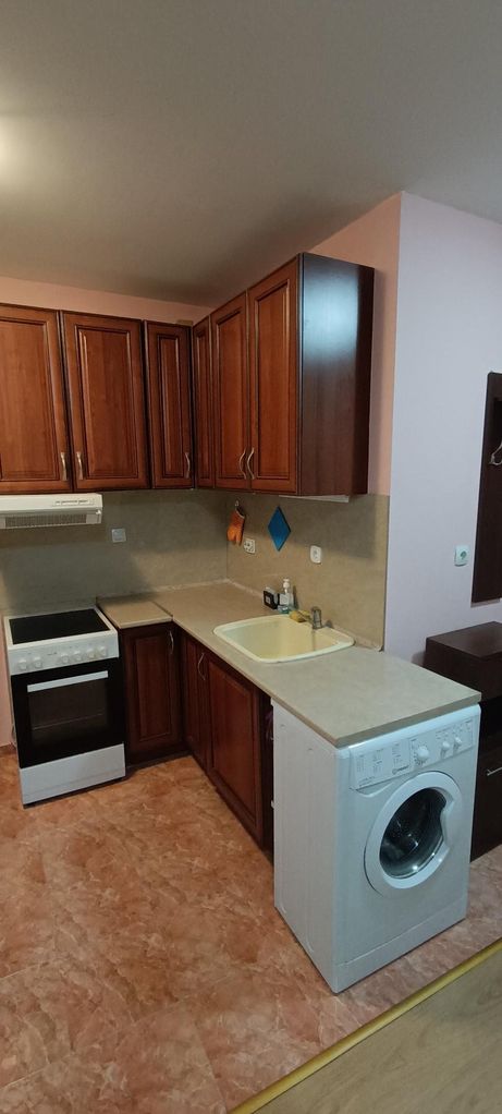 Дава се под наем Едностаен апартамент в Пловдив, Каменица 1 - 50 кв.м за 300 € - Снимка #2