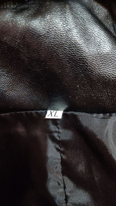 Geaca piele imitatie noua