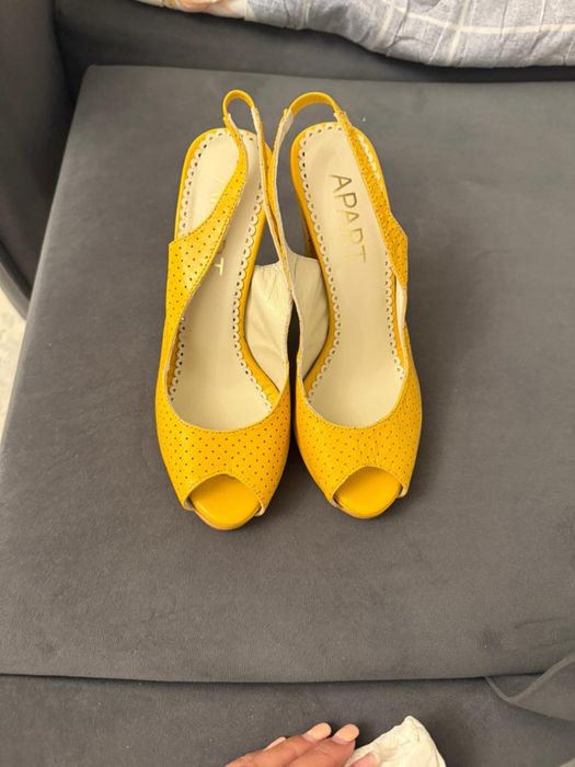 Шикарные кожаные, новые туфли/басоножки купленные в Америке