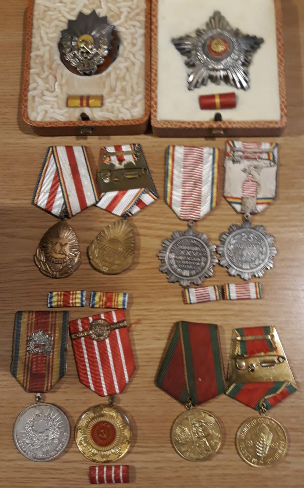 Medalii si decoratii
