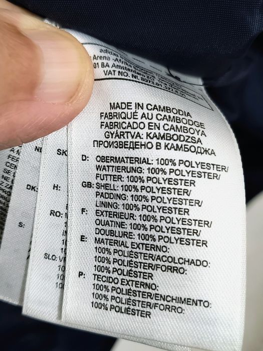 Geaca faș marca Adidas mărime L culoare albastru originala