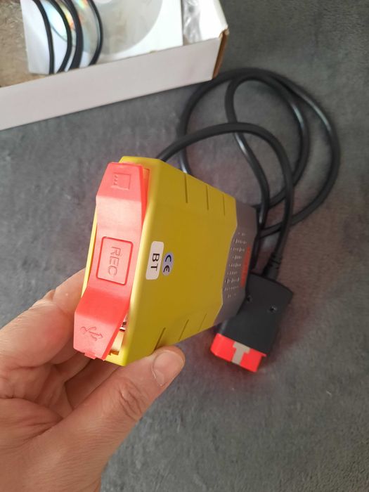 Autocom-Delphi 2024 Romana Diagnoza  Tester Masini & Camioane