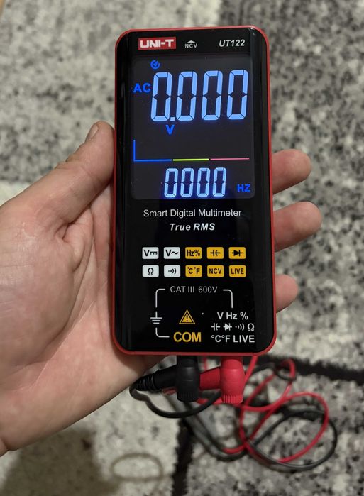 Aparat de masura digital multimetru UNI-T UT122