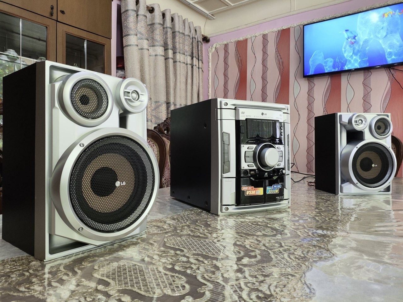 Usb fleshka LG orginal bass va ovozi zo‘r