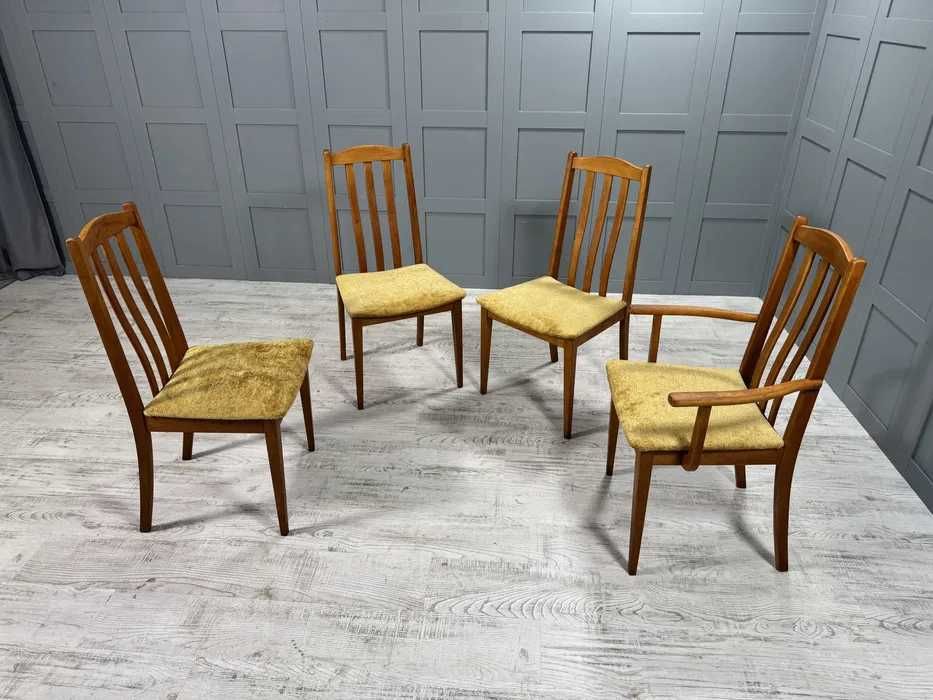 Винтидж трапезни столове Mcintosh Р428-Д