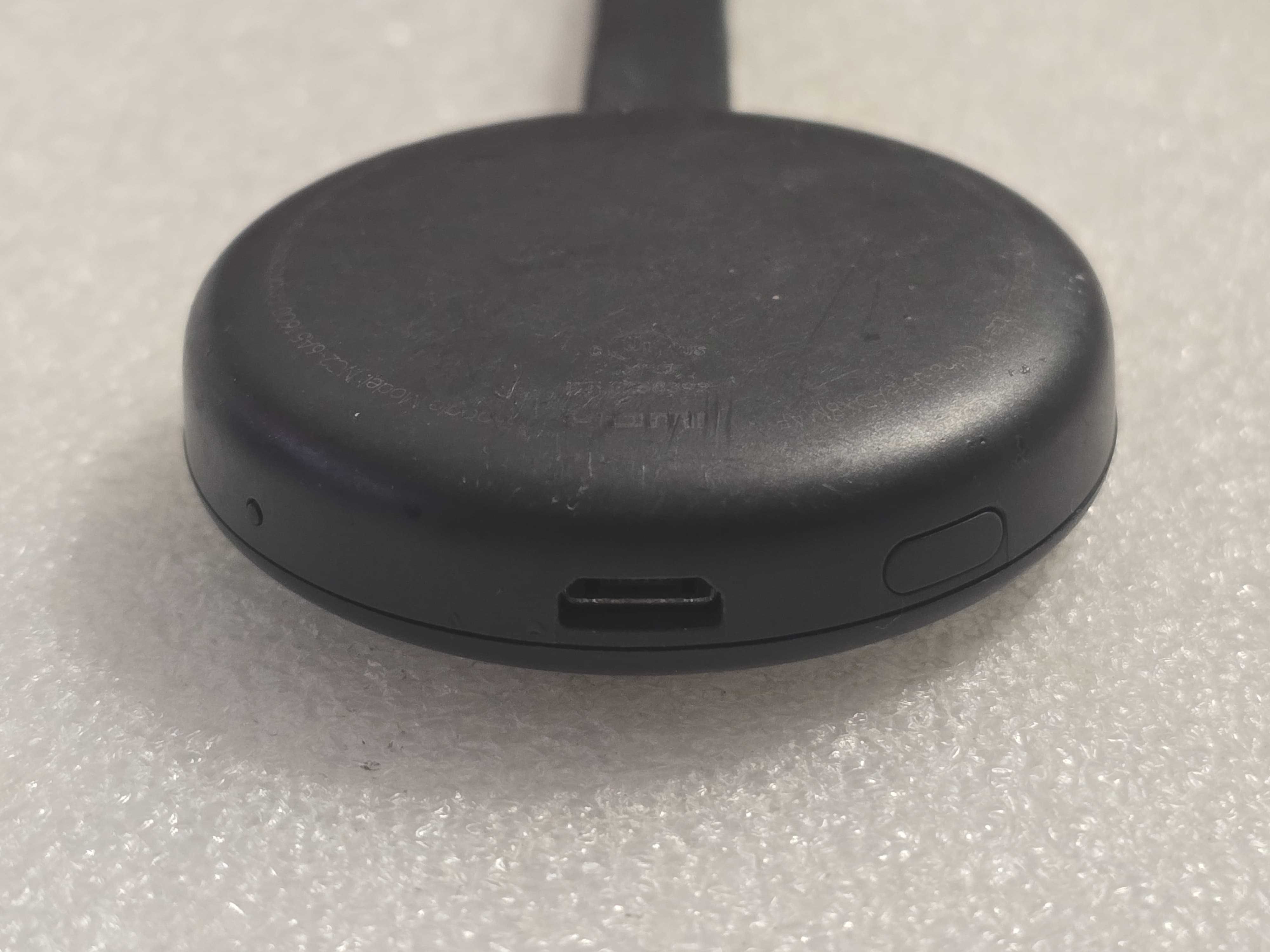 Chromecast Google 3rd Gen. Model NC2-6A5-1600 Portable Media Streamer