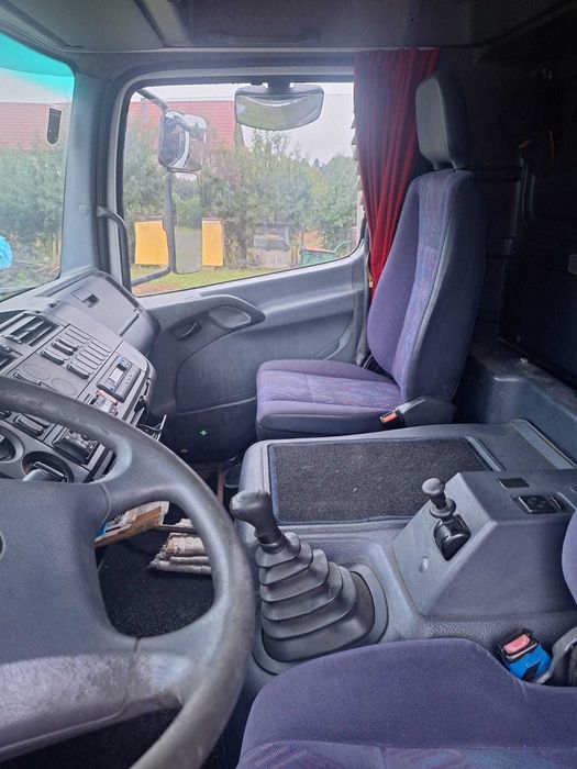 Vând  Mercedes Atego 818 an fabricație  2004.