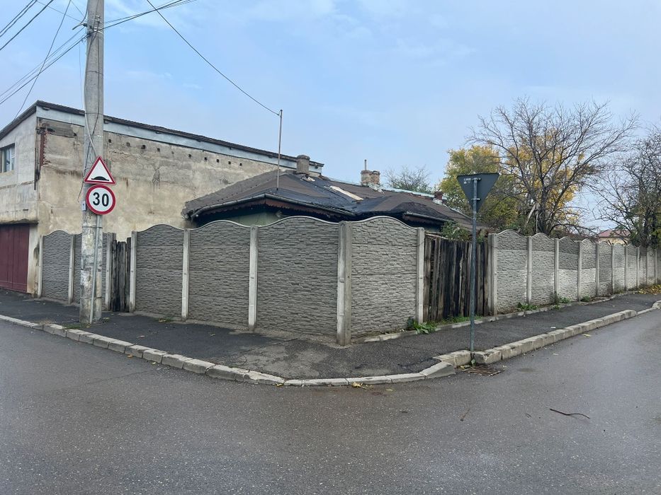 Casa de vânzare Ghencea Srada Nandru nr 45 Particular