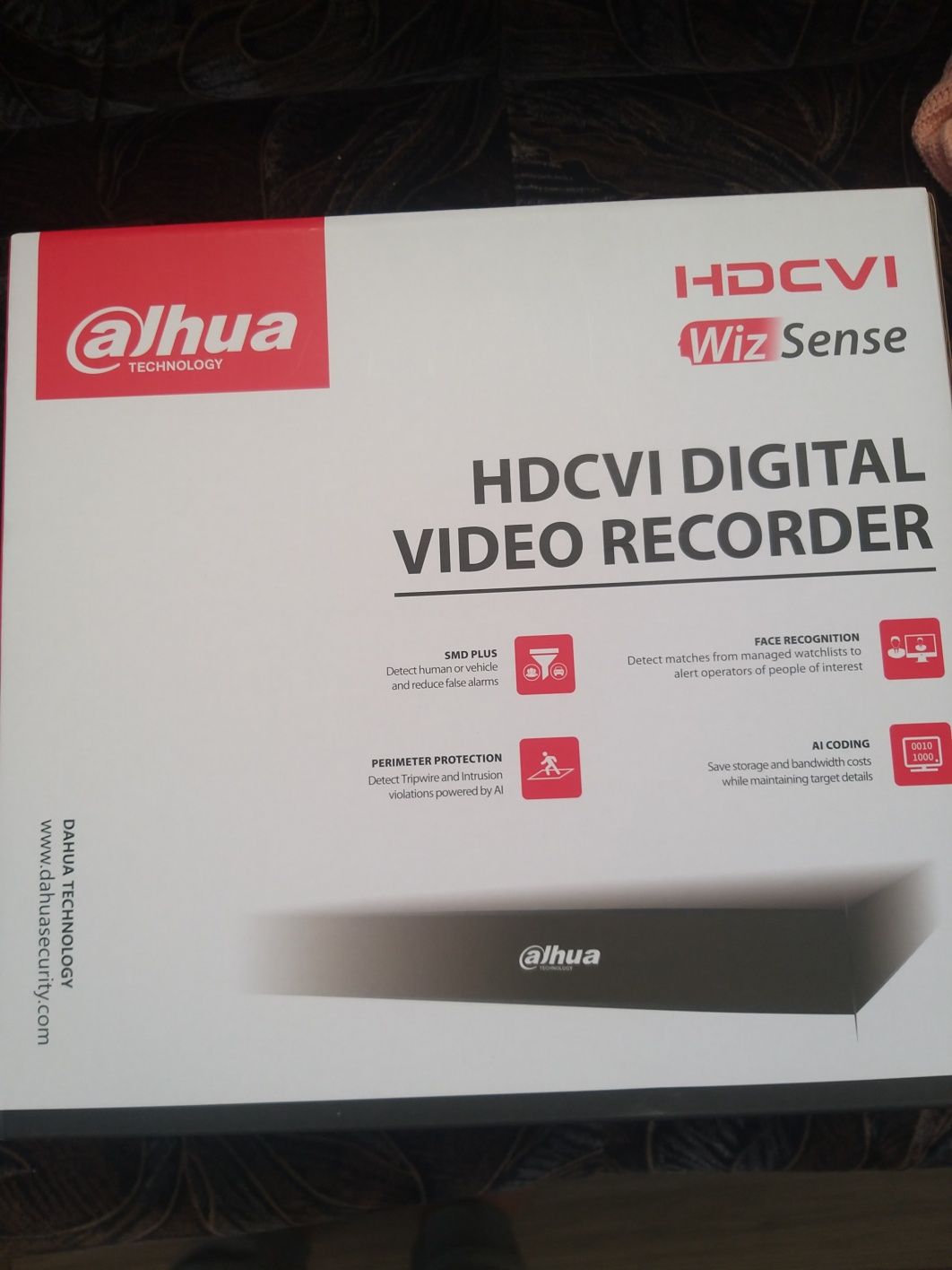 Kit Dahua HDCVI 5MP 4 camere exterior