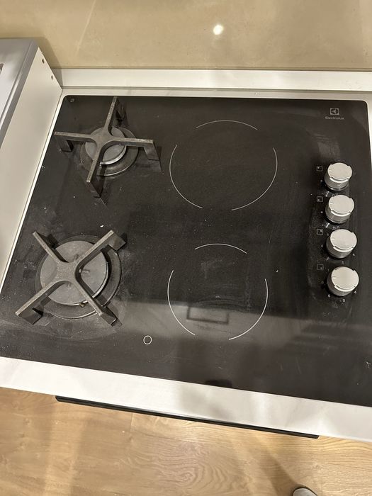 Cuptor si plita Electrolux