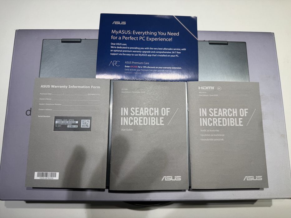 Продавам Asus UX363E /с проблем в дъното/