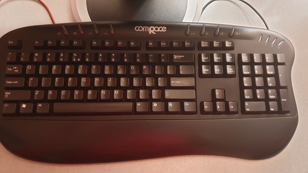 Vand mouse Marvo 2400dpi + Tastatura