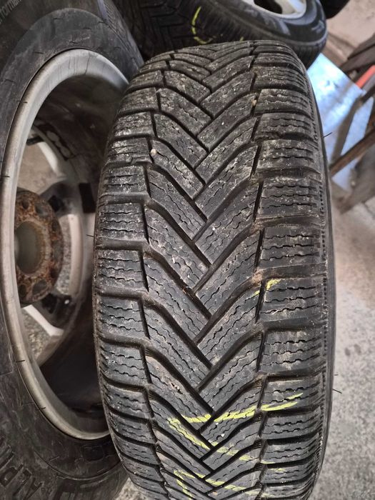 Джанти със зимни гуми Michelin Alpine 6 205/60/16 5×120 dot2622