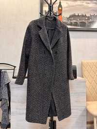 Продам пальто женское,б/у,в отличном состоянии. Размер 42,цена 5000 тг