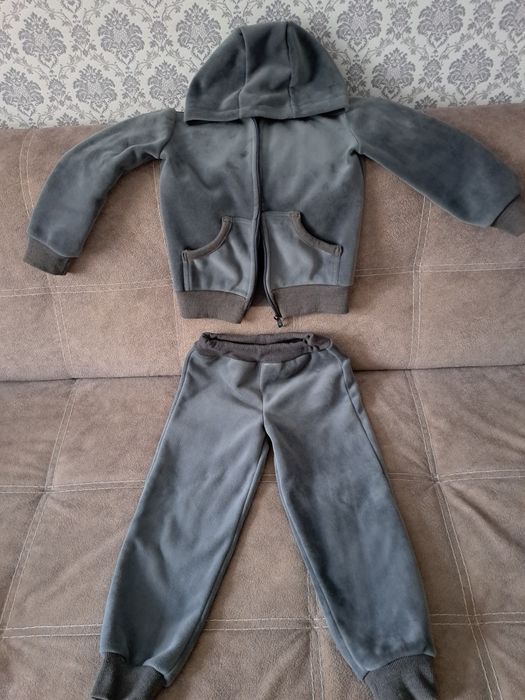 Детский спортивный костюм