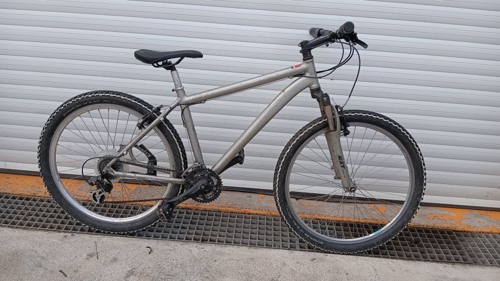 Алуминиев велосипед Specialized 26"