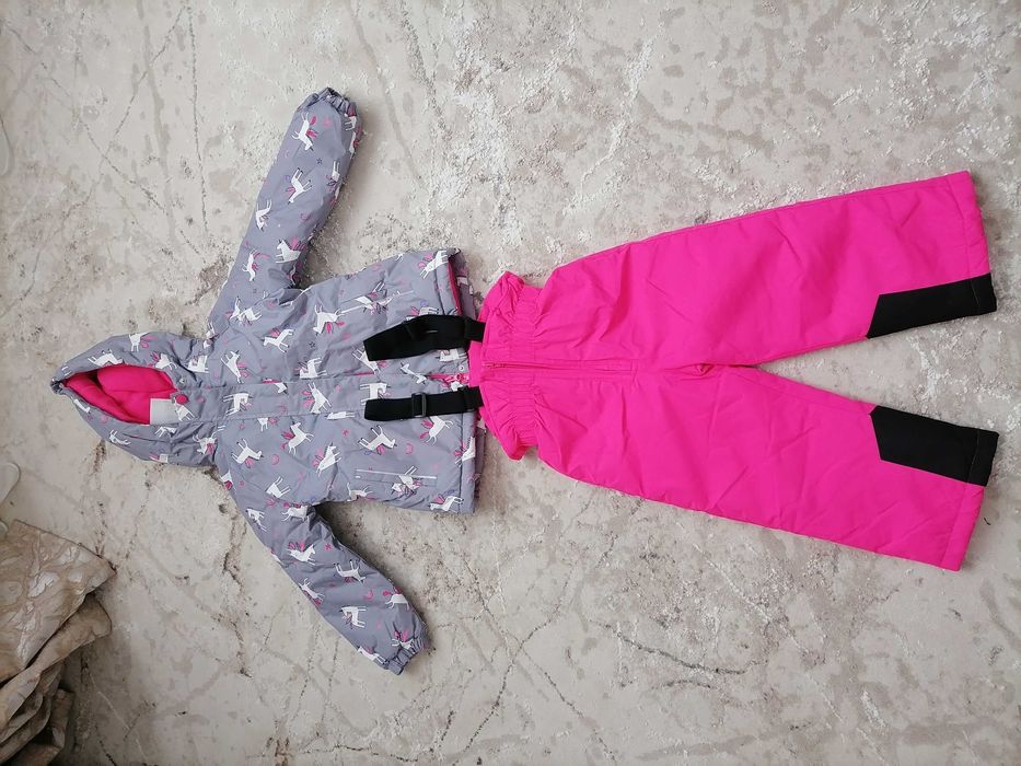 Детская куртка продам новая