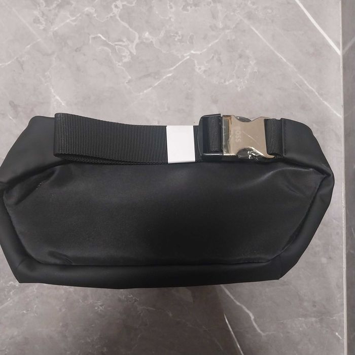 Чанта за кръст BOSS