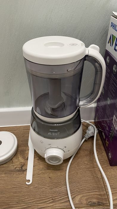 PHILIPS AVENT 4 в 1 уред за приготвяне на пара на бебешка храна/пюрета