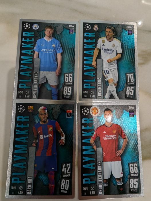 Футболни карти match attax