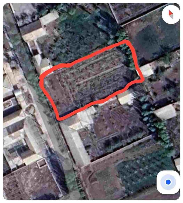 Mahalla ichidan yer sotiladi