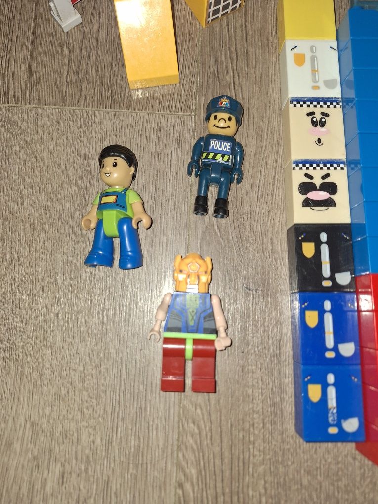 Compatibil cu lego duplo pret 255lei toate