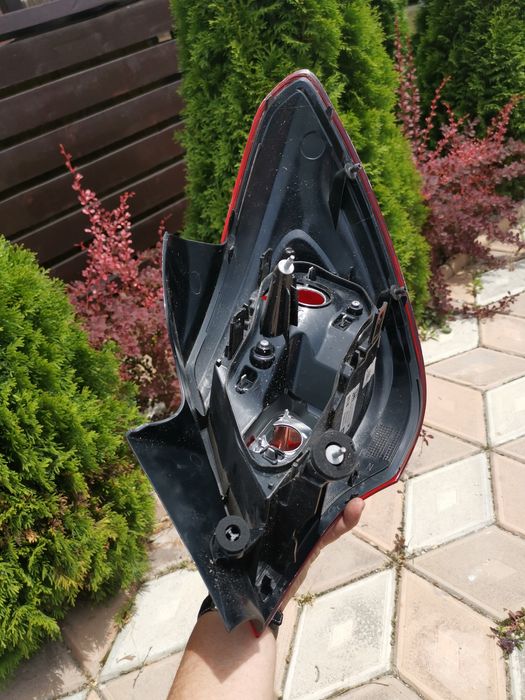 Stop stanga spate Opel astra j hatchback 2011/2012/2013/2014