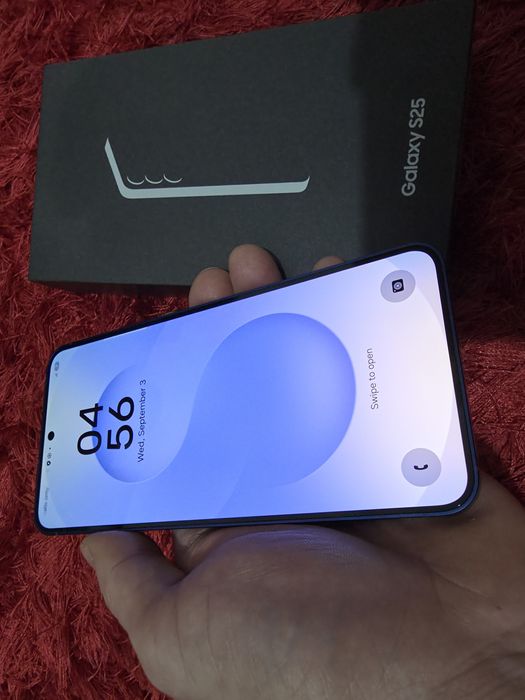 -Samsung S25, Blue Titan, 128Gb, 12Ram, Bat: 100%, 78 cicluri incarcar