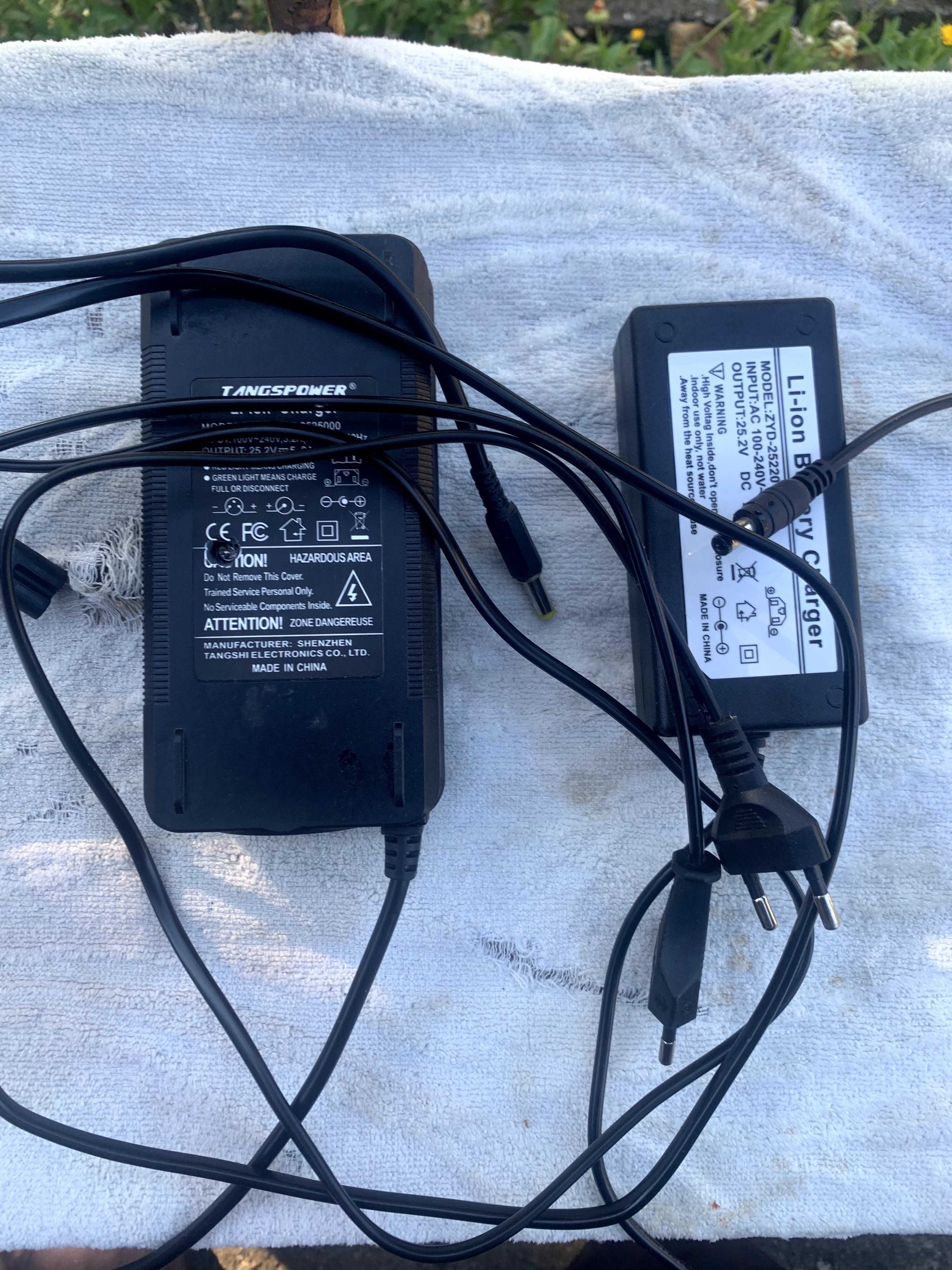 Зареждащ адаптер 25.2V – 2A (5A) за инвалиден скутер