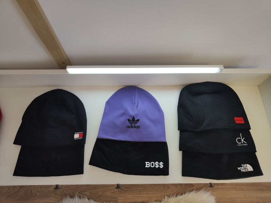 Căciulă Calvin KleinFes Hugo Boss Fes Champion Fes Adidas Fes Nike