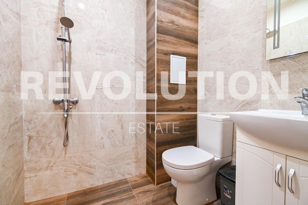 Двустаен апартамент в ж.к. Младост 4.