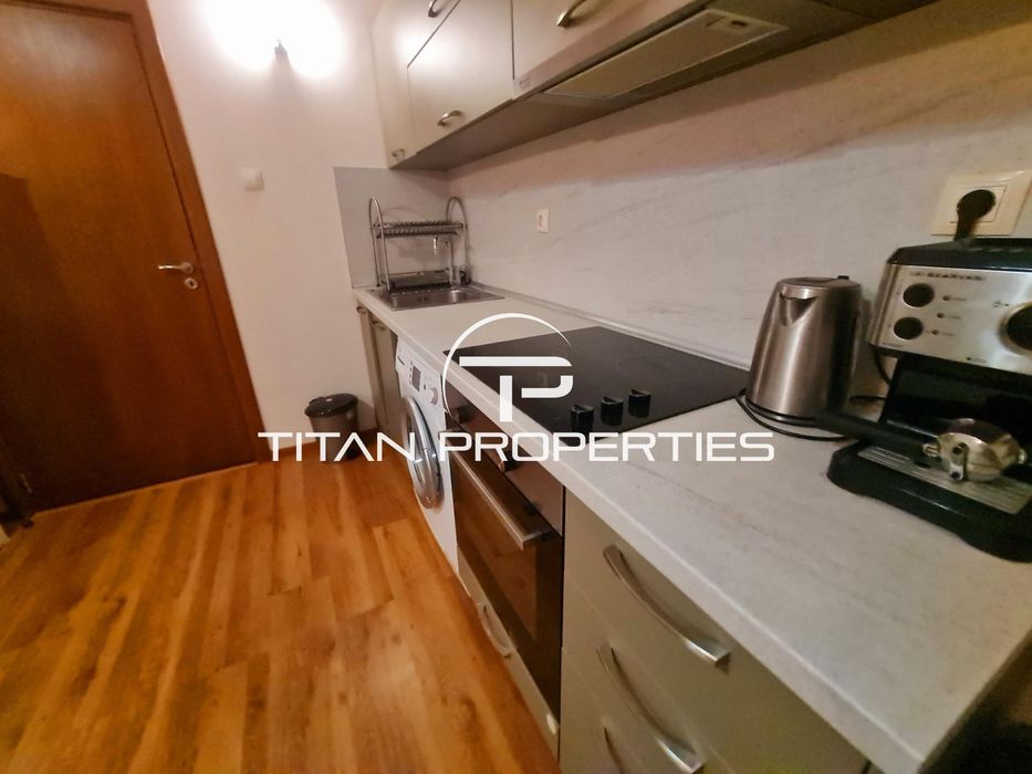 Дава се под наем Двустаен апартамент в Бургас, Център - 60 кв.м за 408 € - Снимка #1