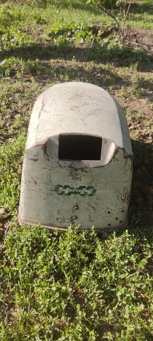 Продам калпак от лодочного мотора Нептун 23