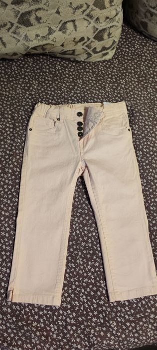 Pantaloni trei sferturi, Takko Fashion