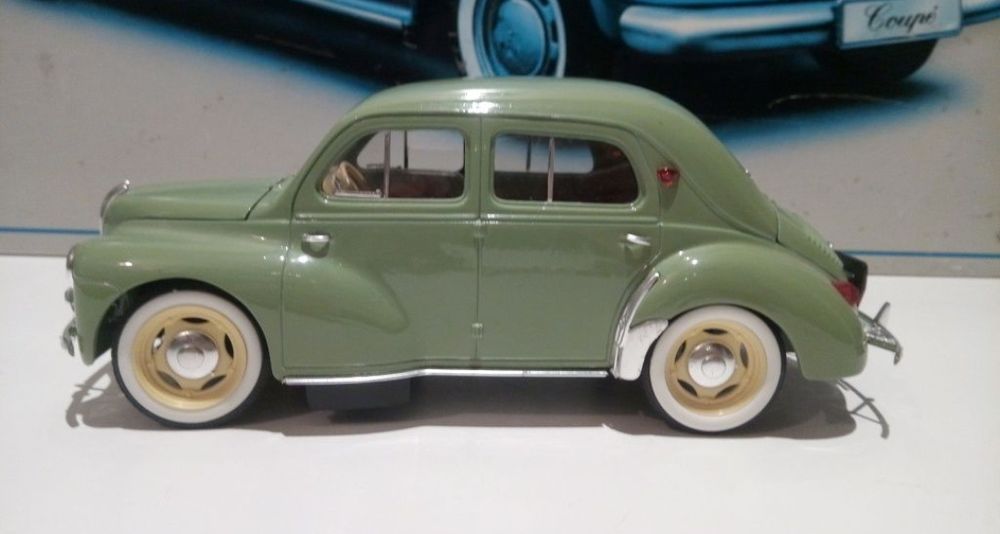 Renault 4CV scara 1:18 solido
Scara 1:17
Solido

Fotografiile fac part