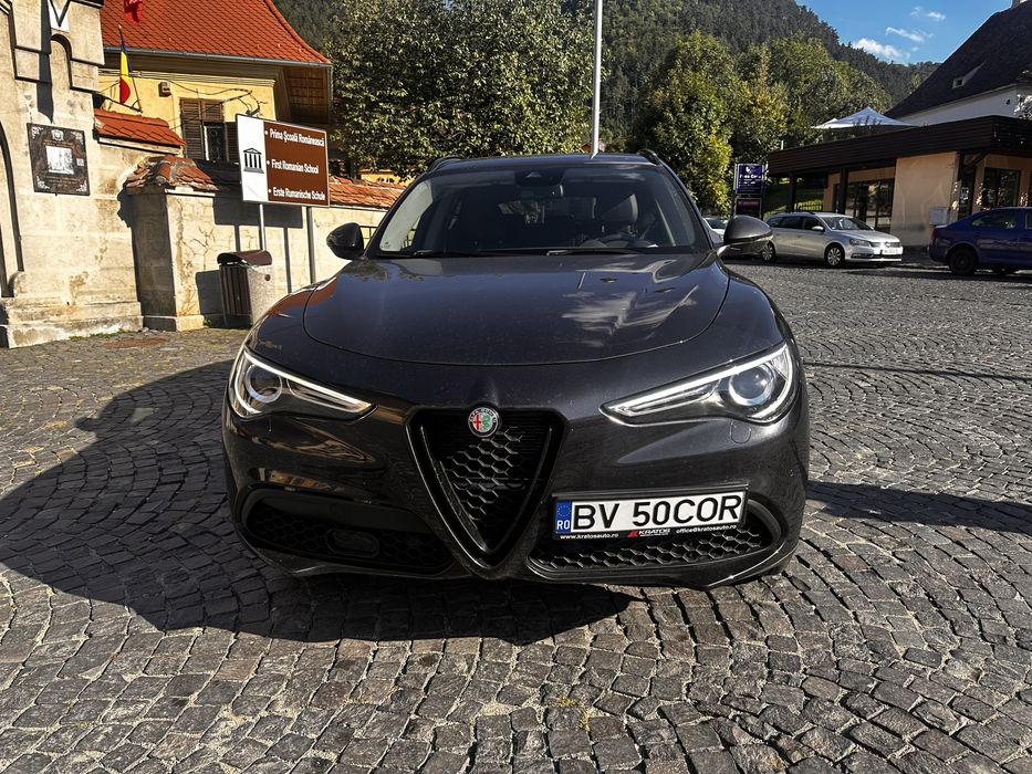 Alfa Romeo Stelvio 2.0 280CP