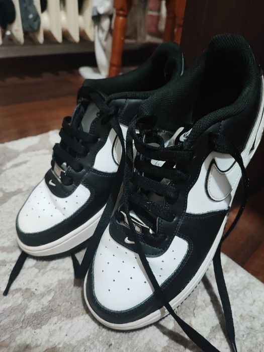 Vând Air Force 1 Panda