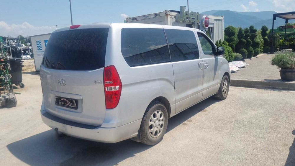 Hyundai H-1 2.5CRDI