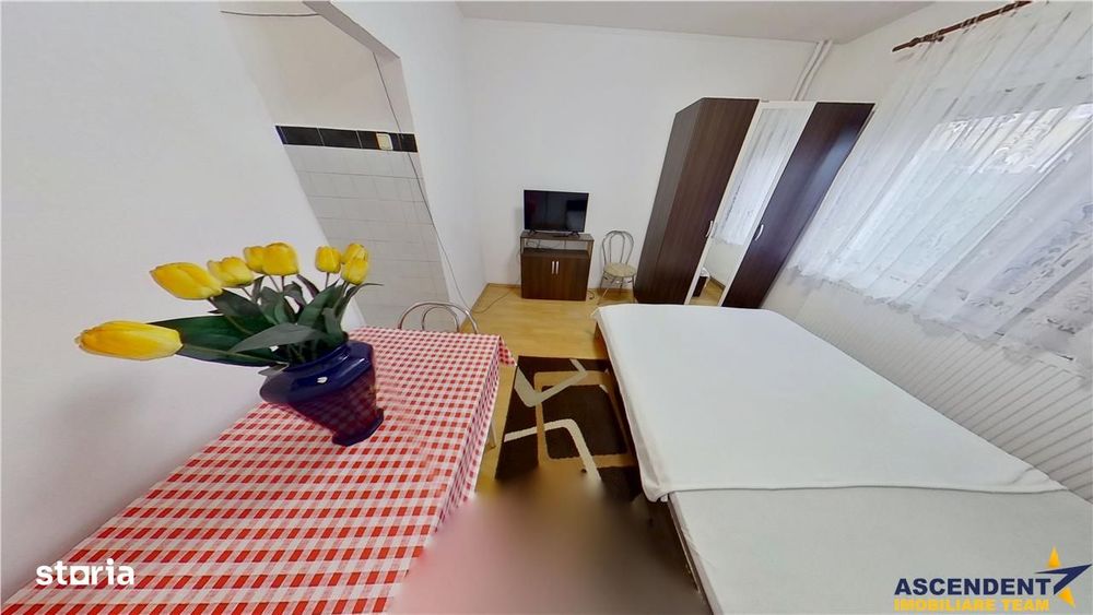 TUR 3D! Garsoniera practica,Central: vis-a-vis de Universitatea Transi