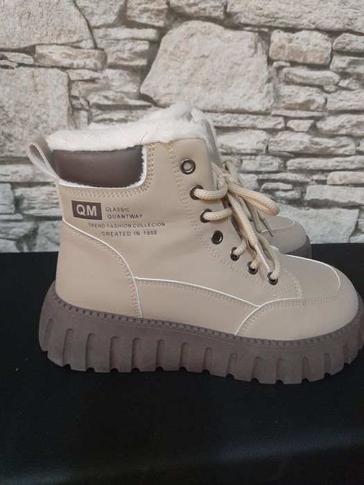 Зимни топли боти