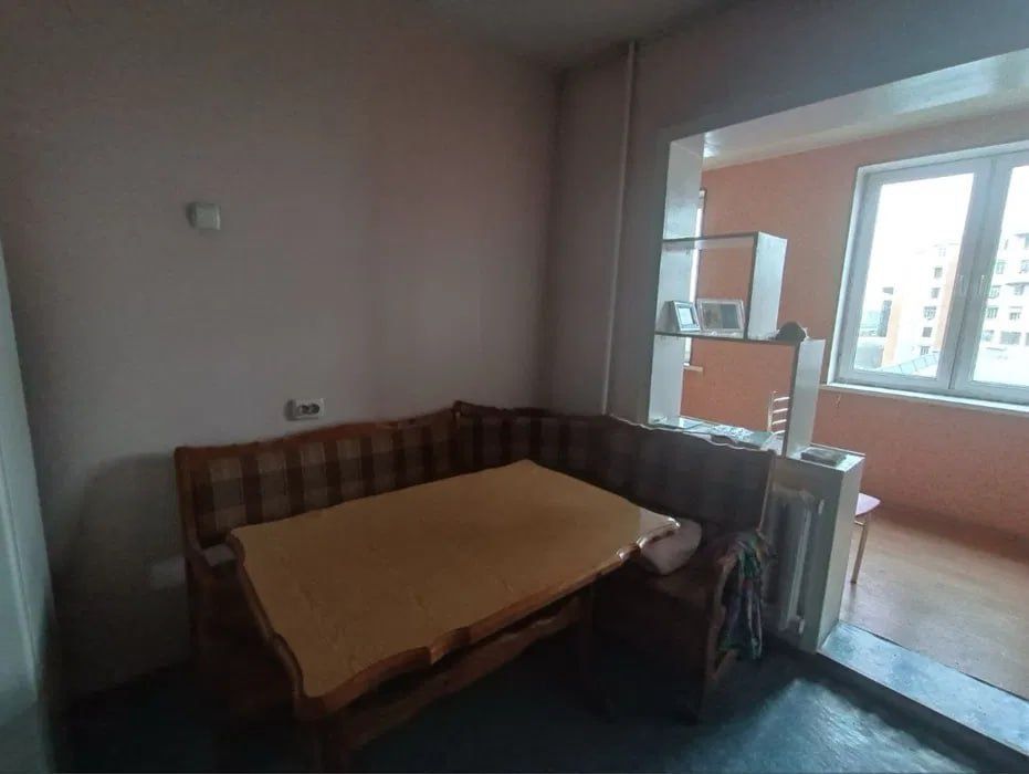 СРОЧНО Продаётся 3-х комнатная квартира в Сергели 7