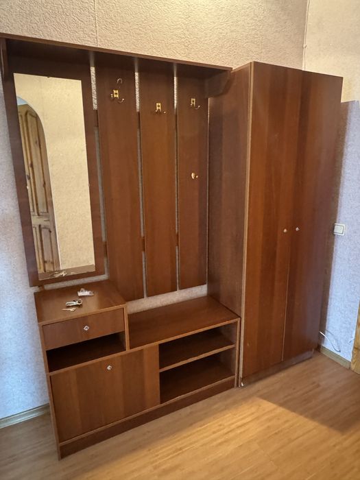 Продам прихожую в  хорошем состоянии