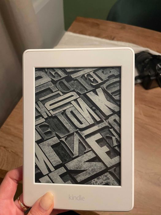 Kindle Paperwhite (gen7)