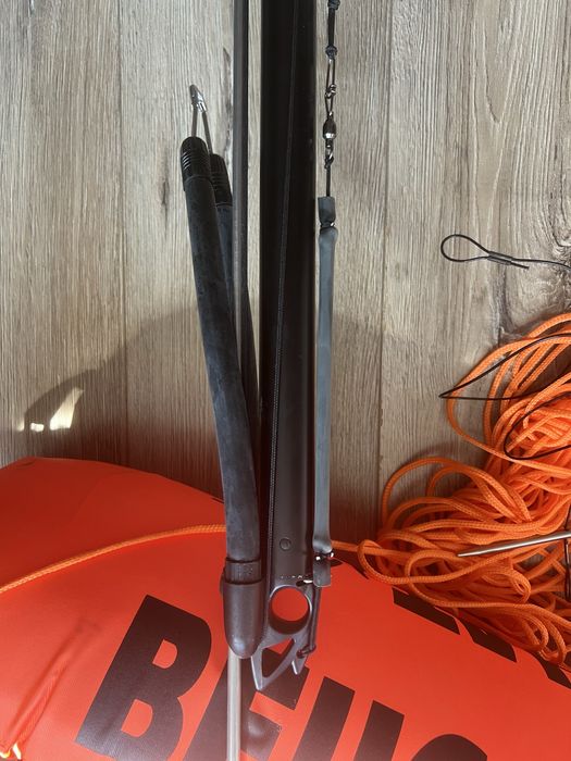 Харпун Beuchat , кукан и буй