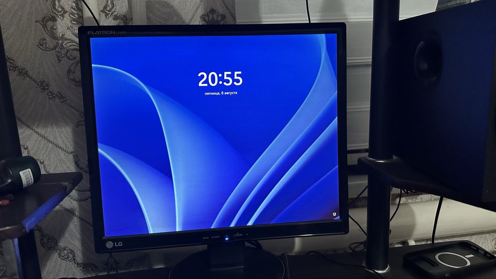 LG монитор сатылады