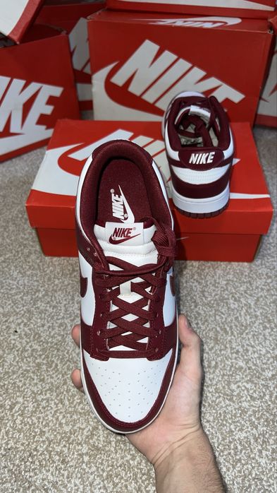 Nike Dunk Low Team Red