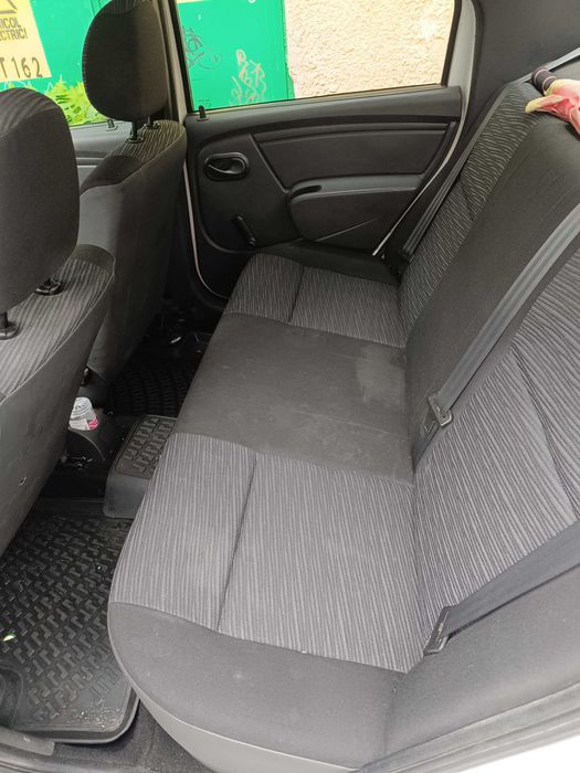 Dacia Logan  in perfecta stare  cu un set de roti de iarna de