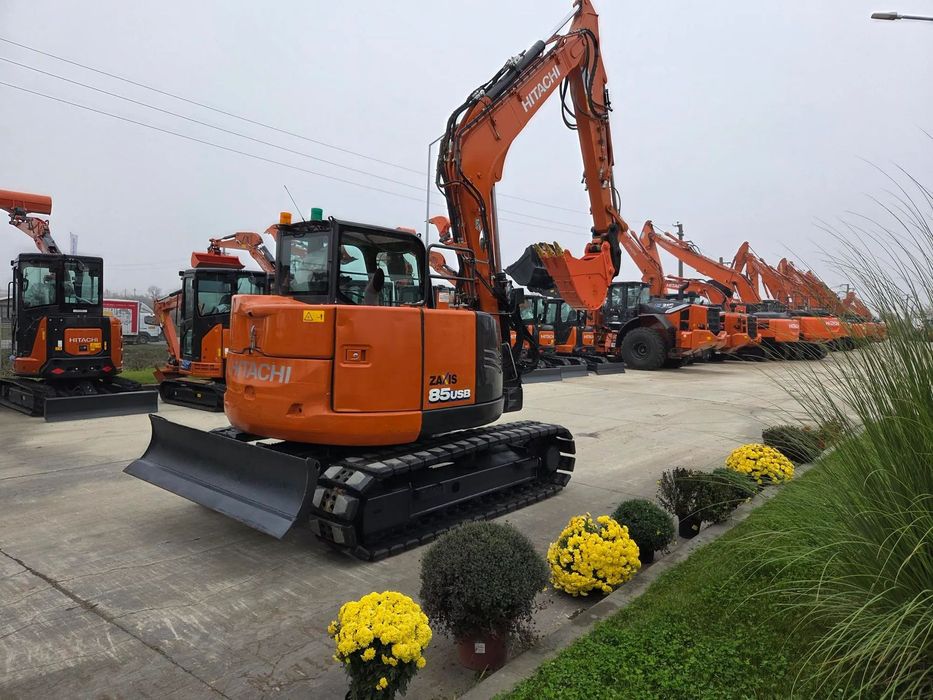 Hitachi ZX85, 2022, 2.863h, CUPLA RAPIDA HIDRAULICA+3 CUPE NOI, PADURI NOI, instalatia hidr picon pe brate, Inst hidr aditioinala pe brate, Camera spate, Consum 5l/h, Ad sapare 5m, latime 2,2m, leasing 4 ani-CA NOU-PROMOTIE 59.900 EUR+Tva