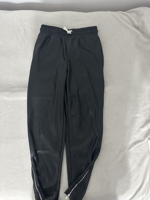 pantaloni piele young rich white