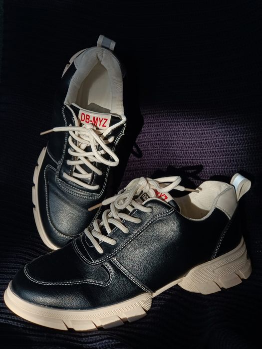 Продам практически новые